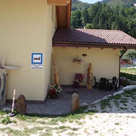 Ai Vecchi Molini Acomodação com café da manhã Castello Tesino Exterior foto