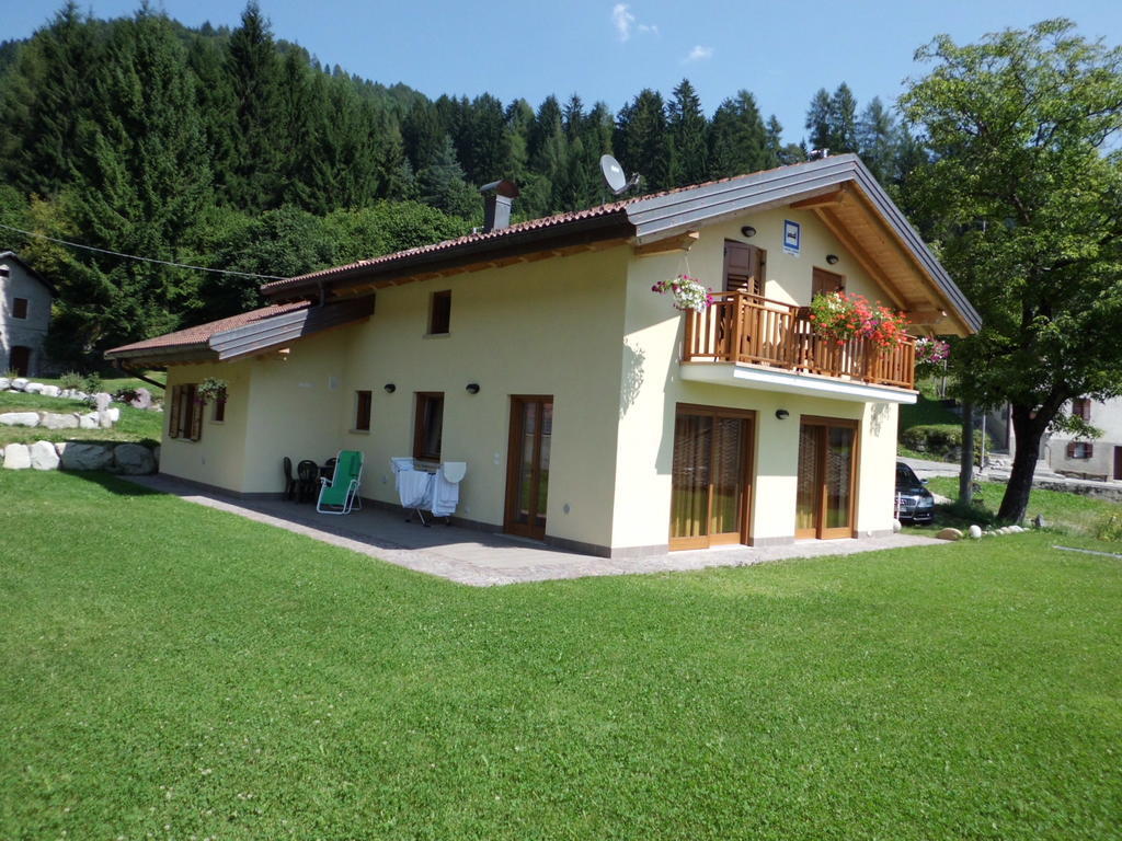 Ai Vecchi Molini Acomodação com café da manhã Castello Tesino Exterior foto